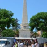 Obelisk am Rathausplatz von Ciutadella